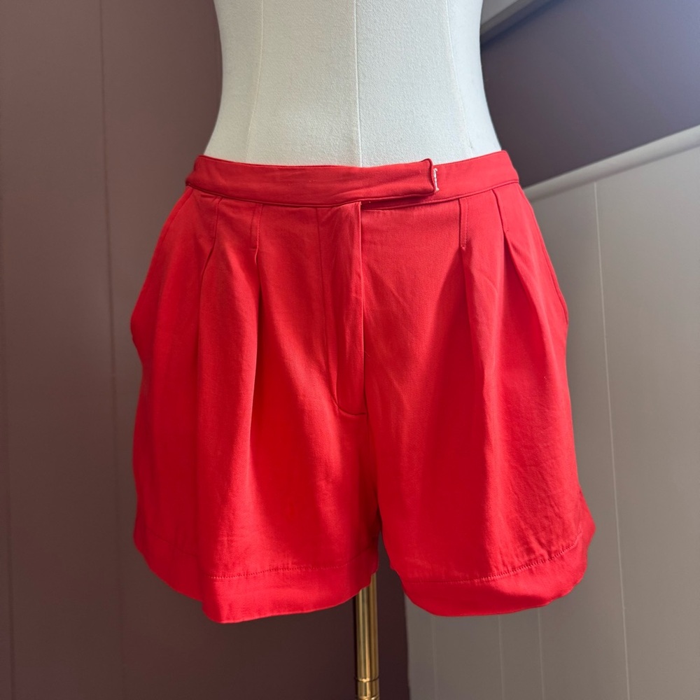 Nicole Miller Artelier Silky Pleated High Waisted Shorts
